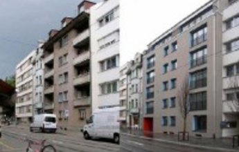 Wohnhaus Güterstrasse in Basel: vor und nach der Sanierung nach Minergie- P. (gribitheurillat AG)